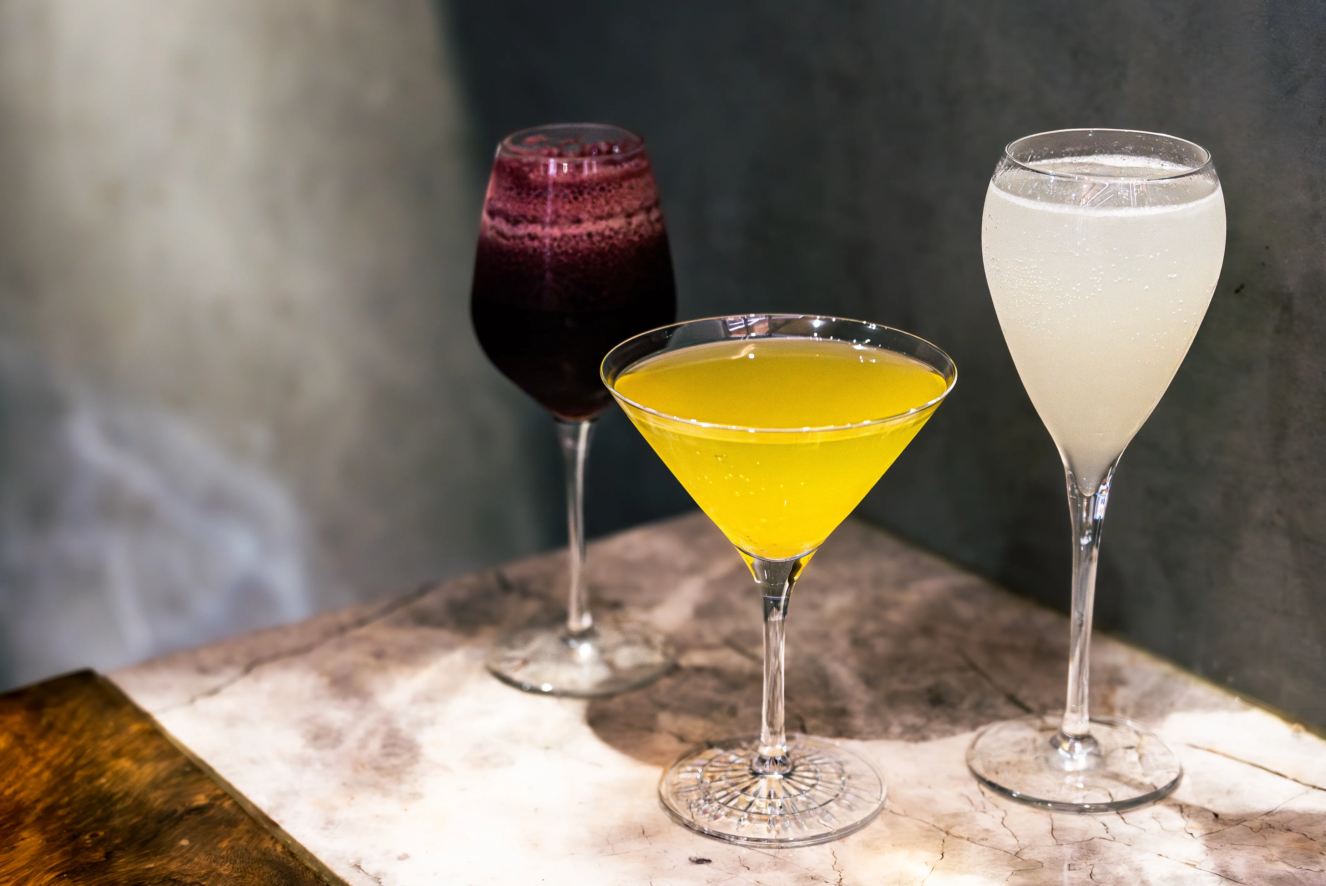 Bar 春花 空間